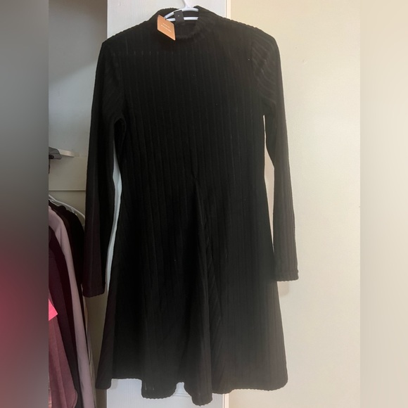 SHEIN Ribbed Knit dress NWT - Picture 2 of 2